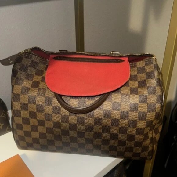Authentic Pre-Loved Louis Vuitton Speedy 30 - Picture 12 of 15